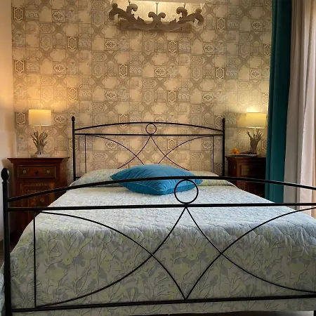 Relais Dea Degli Ulivi 2*