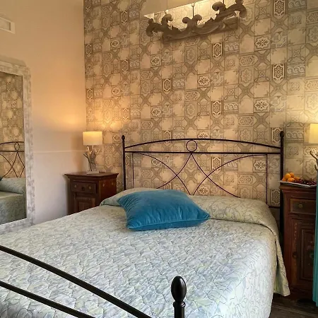 Relais Dea Degli Ulivi 2*